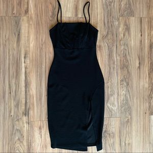 WINDSOR BLACK SLIT BODYCON DRESS
